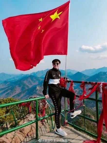 2024年轻薄投影仪选购指南